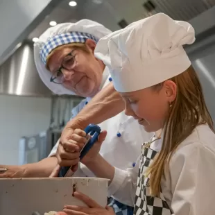 Keuken-17dfa7ca Home | Werken bij Van Hoorne, de leukste werkgever van Nederland!